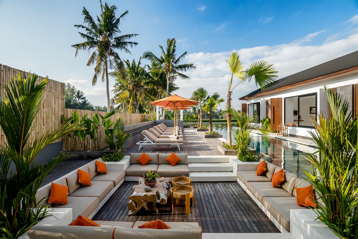 Padma Putih 5BR: 20m Pool, Twin Beds, & Massage 22