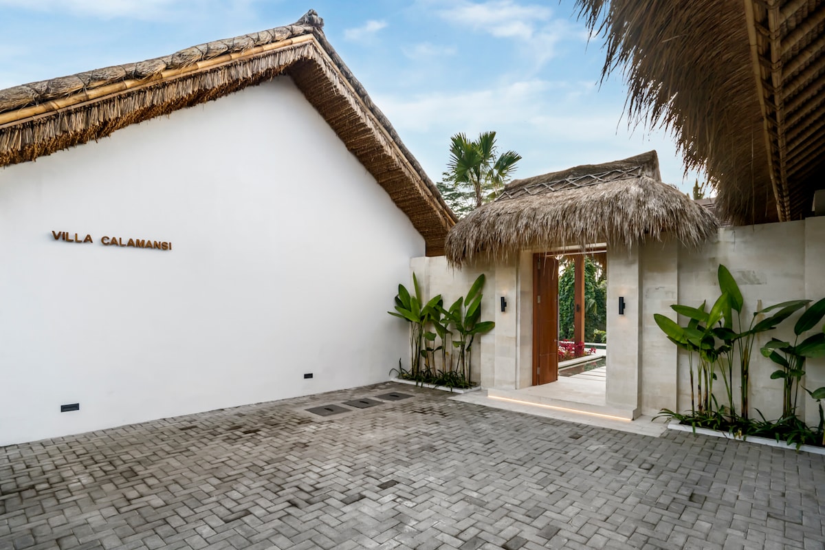 Calamansi 6BR Valley Villa with Jungle View 21