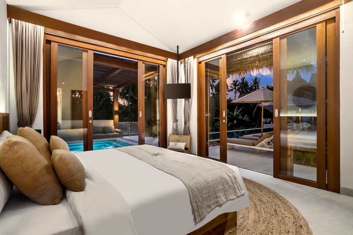 Calamansi 6BR Valley Villa with Jungle View 9
