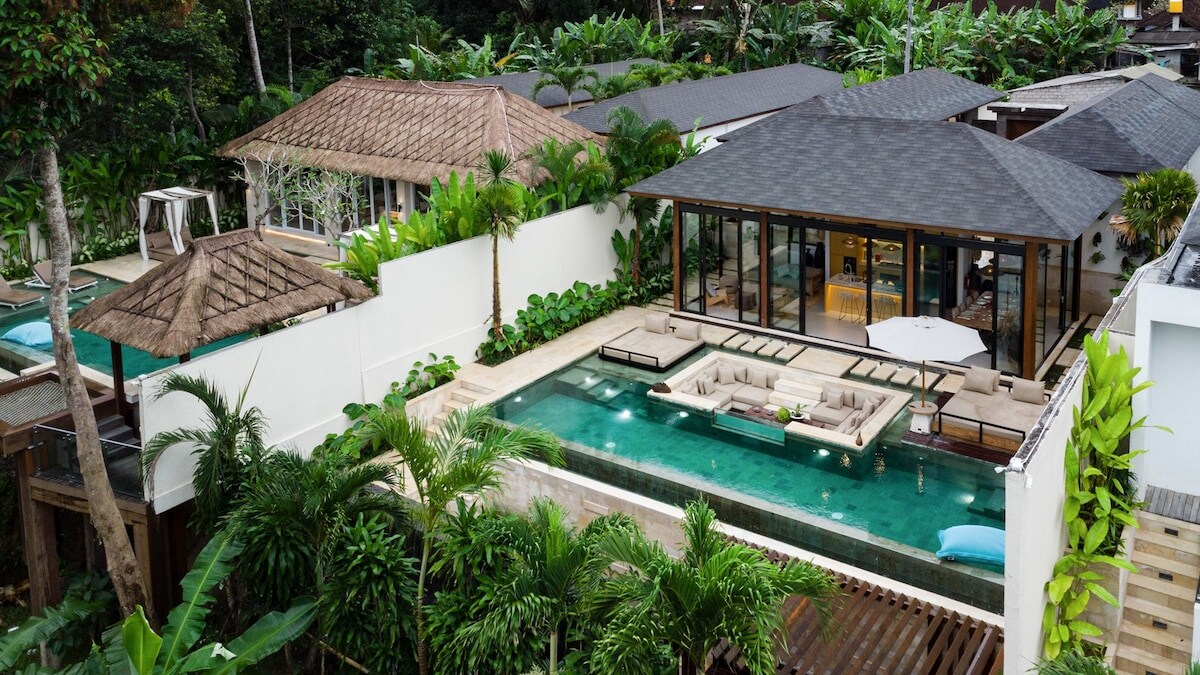 Memandu: 4 BR Family Villa w/Infinity Pool in Ubud 13