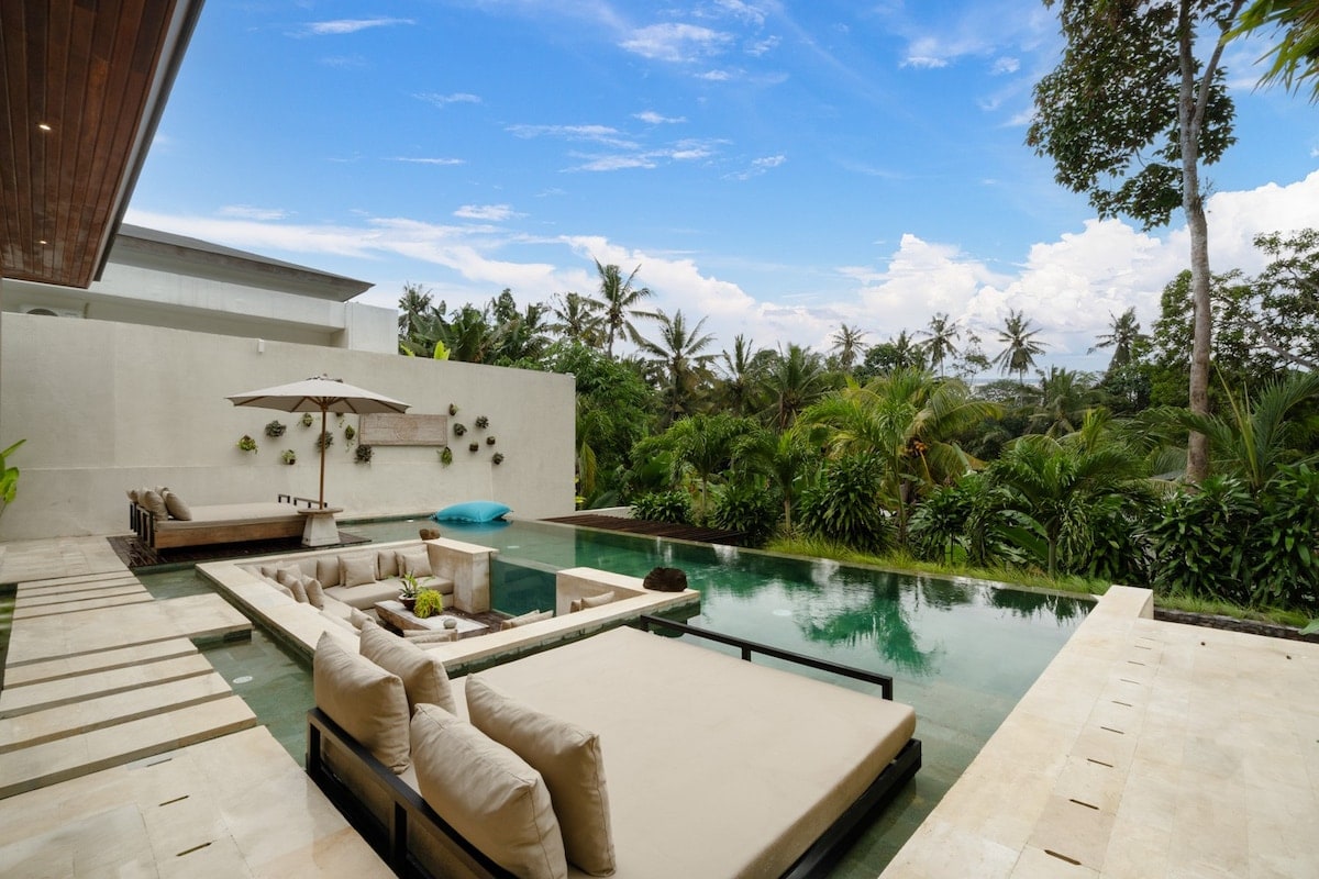Memandu: 4 BR Family Villa w/Infinity Pool in Ubud 20