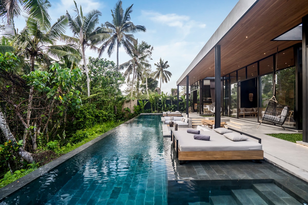 Homala 2BR Cliffside Luxury Villa w/ Infinity Pool 33