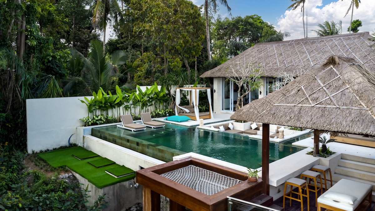 Villa Gian Minima : 4BR w/ Bathtub & Infinity Pool 28