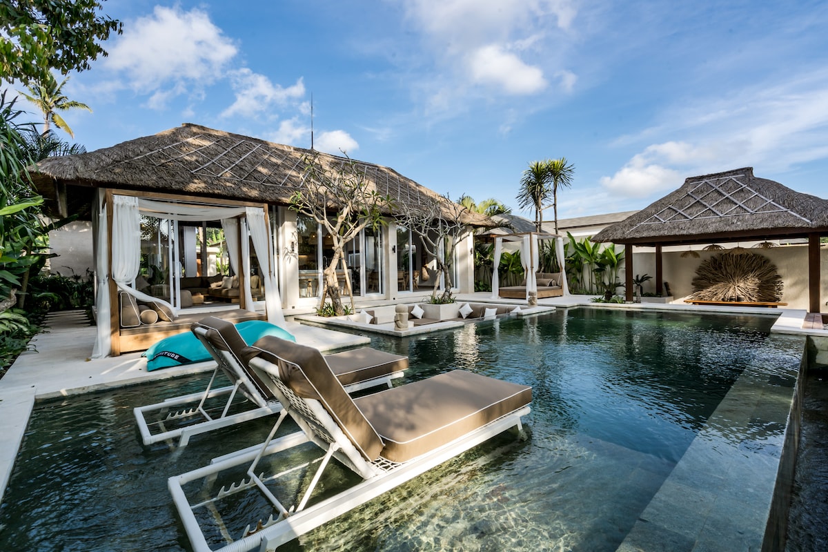 Villa Gian Minima : 4BR w/ Bathtub & Infinity Pool 31