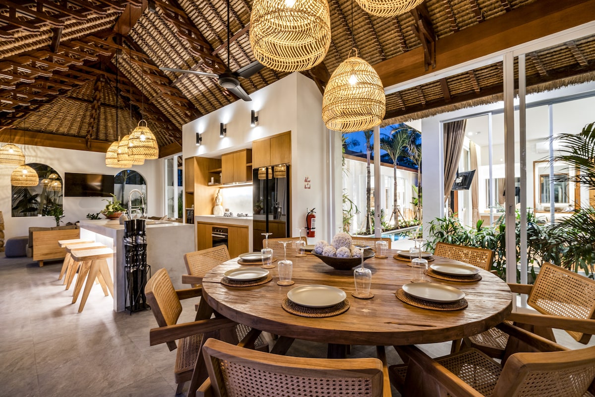 Villa Gian Minima : 4BR w/ Bathtub & Infinity Pool 5