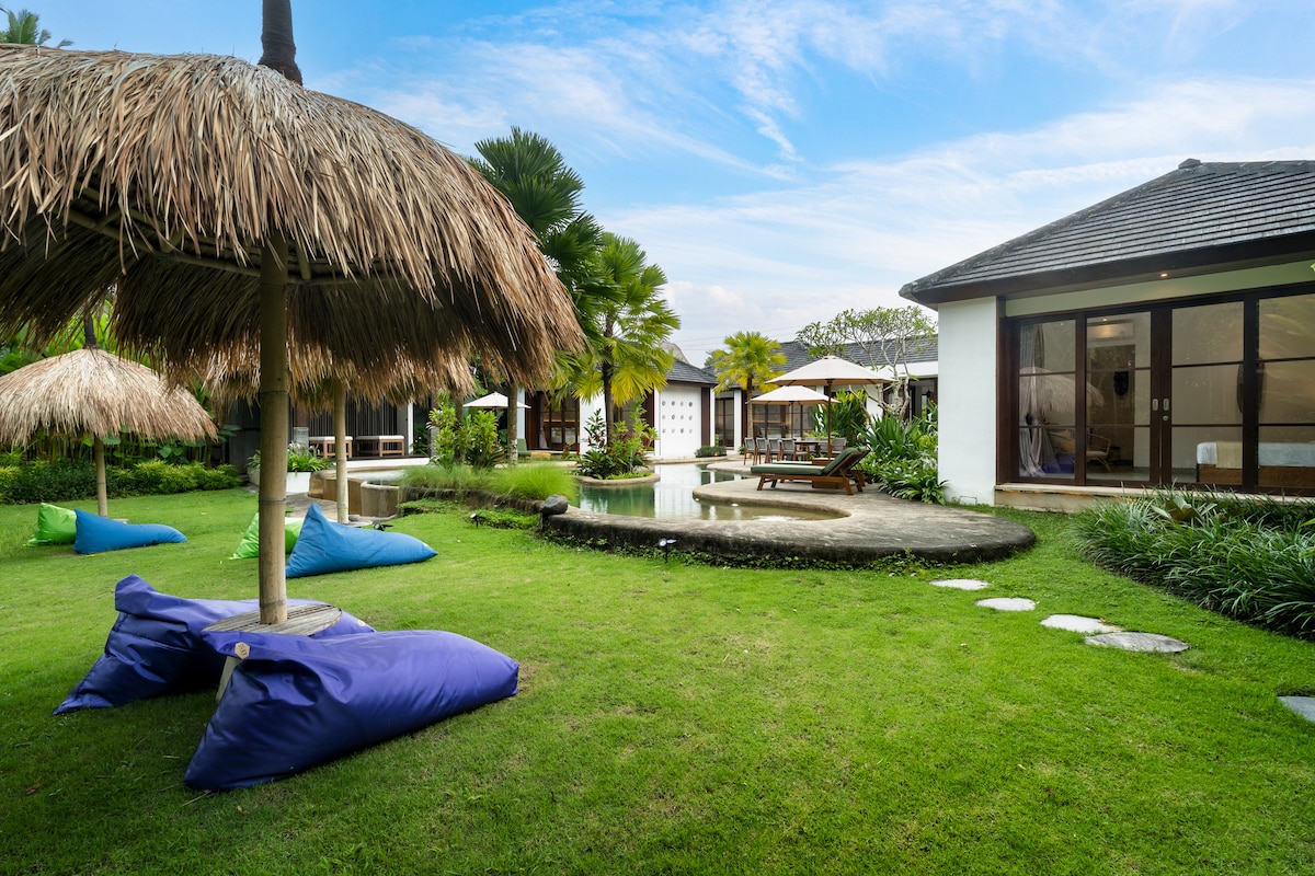 5BR Family Villa w/Pool, Spa & Beachy Vibe in Ubud 23