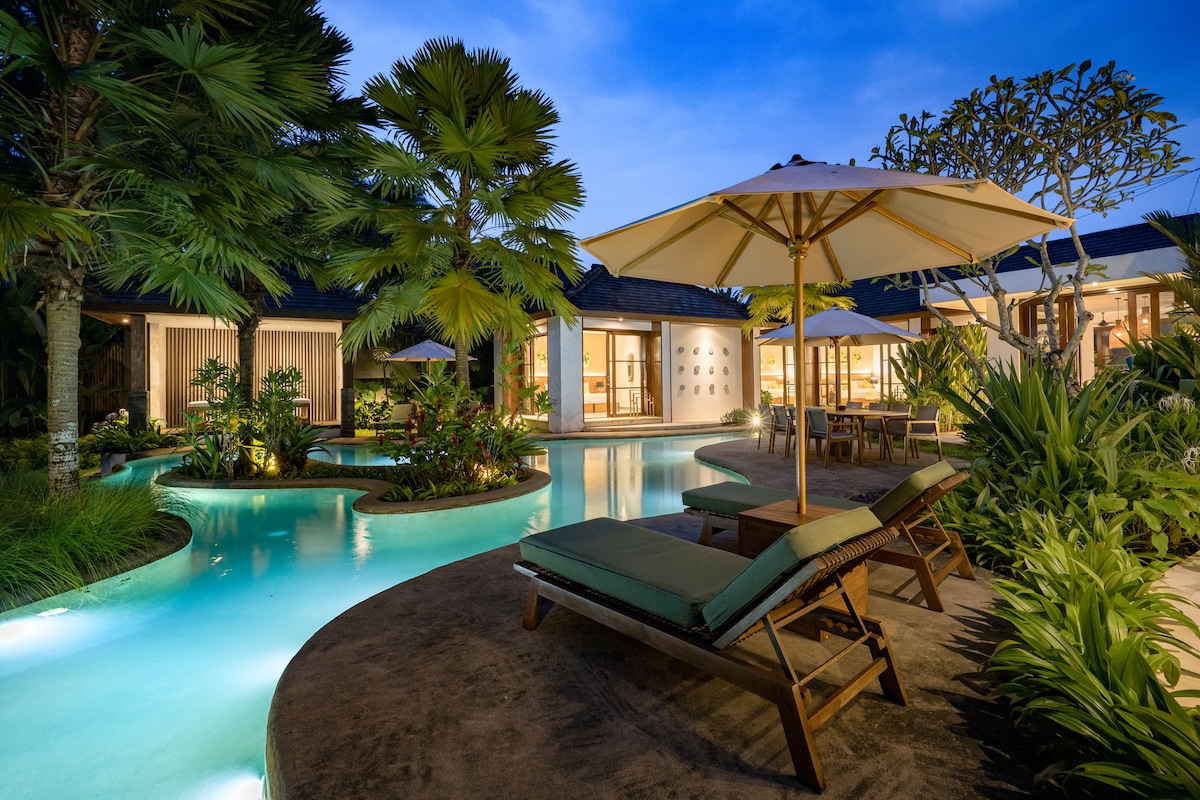 5BR Family Villa w/Pool, Spa & Beachy Vibe in Ubud 29