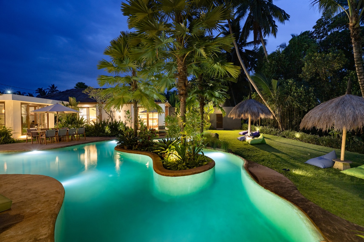 5BR Family Villa w/Pool, Spa & Beachy Vibe in Ubud 30