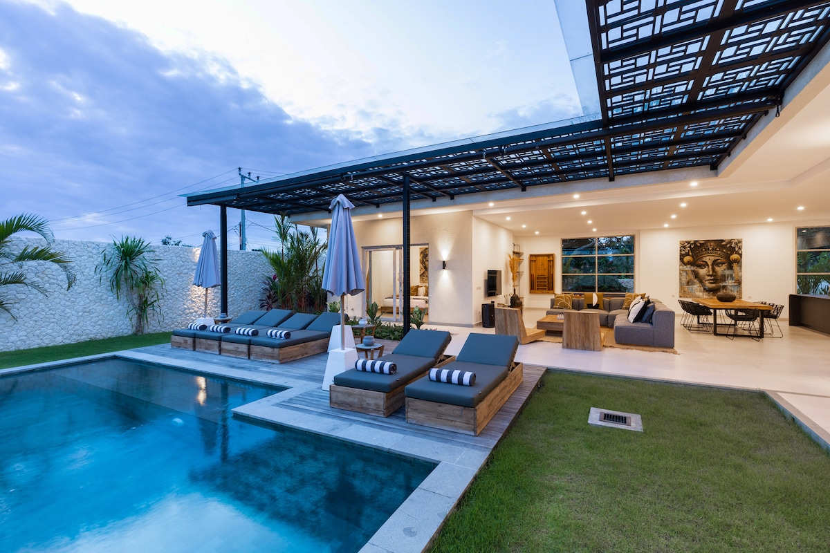 Costa Breezy 3BR Villa 600m to Balangan Beach 24