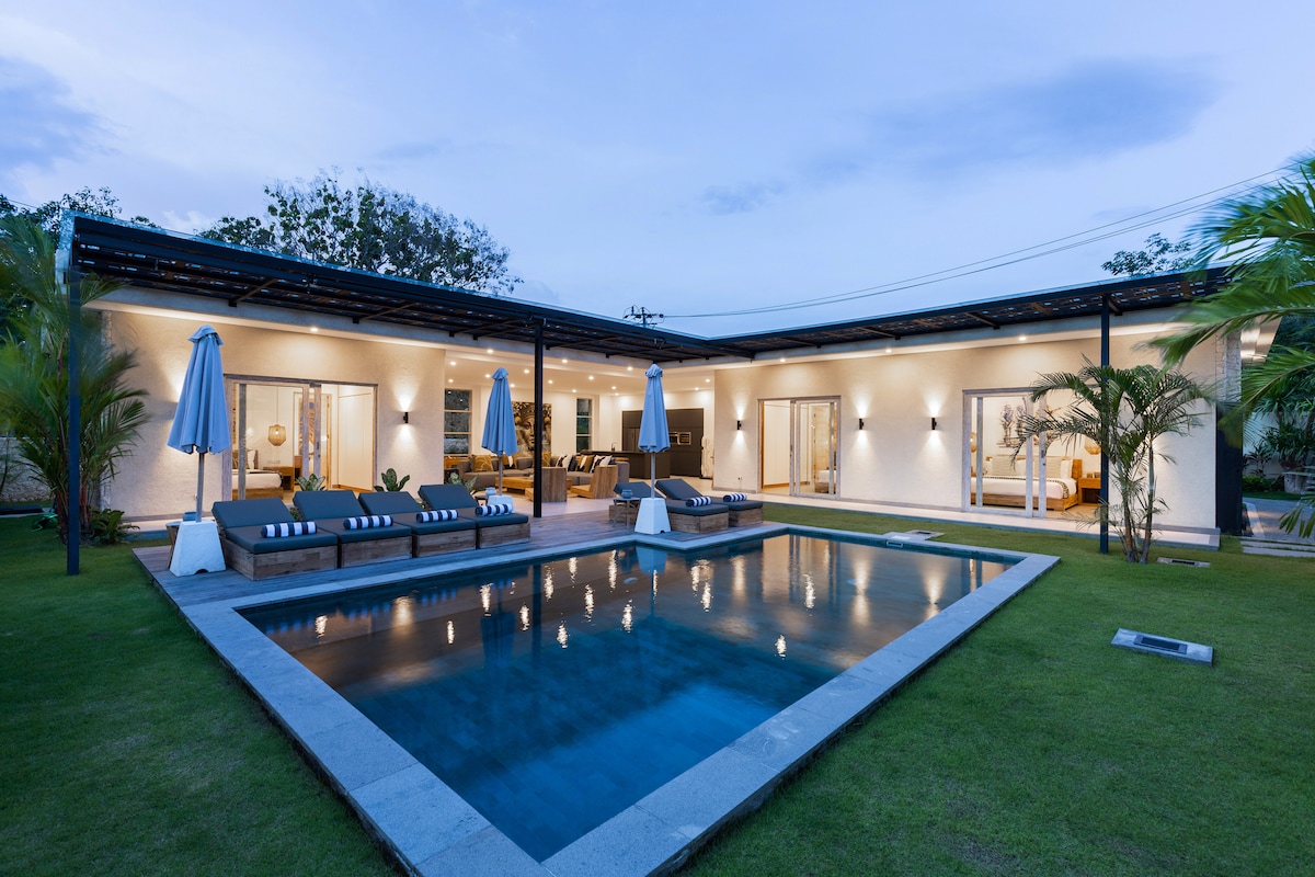 Costa Breezy 3BR Villa 600m to Balangan Beach 29
