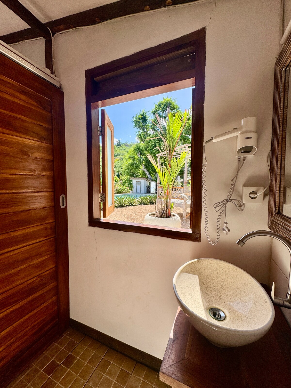 5BR Ocean View • Private Pool • Villas Roc-Azur 58