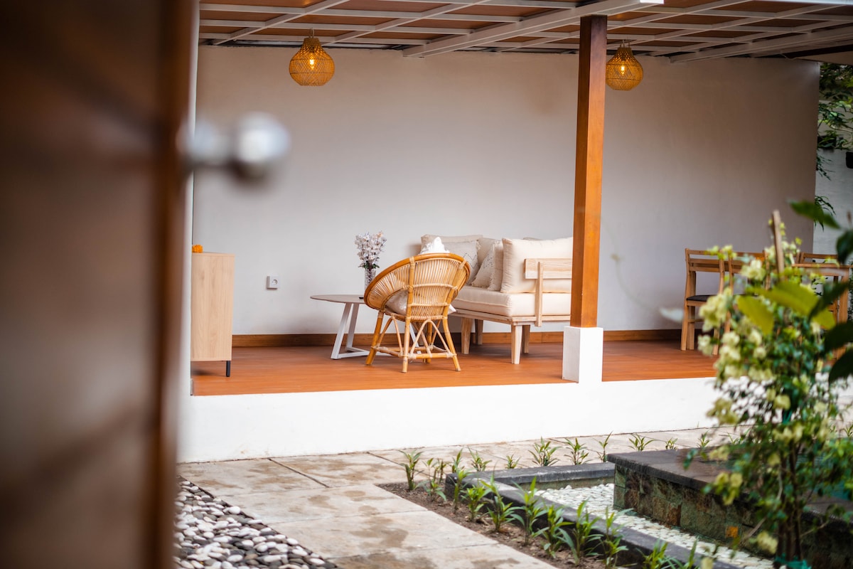Villa Athea In Ubud center 33