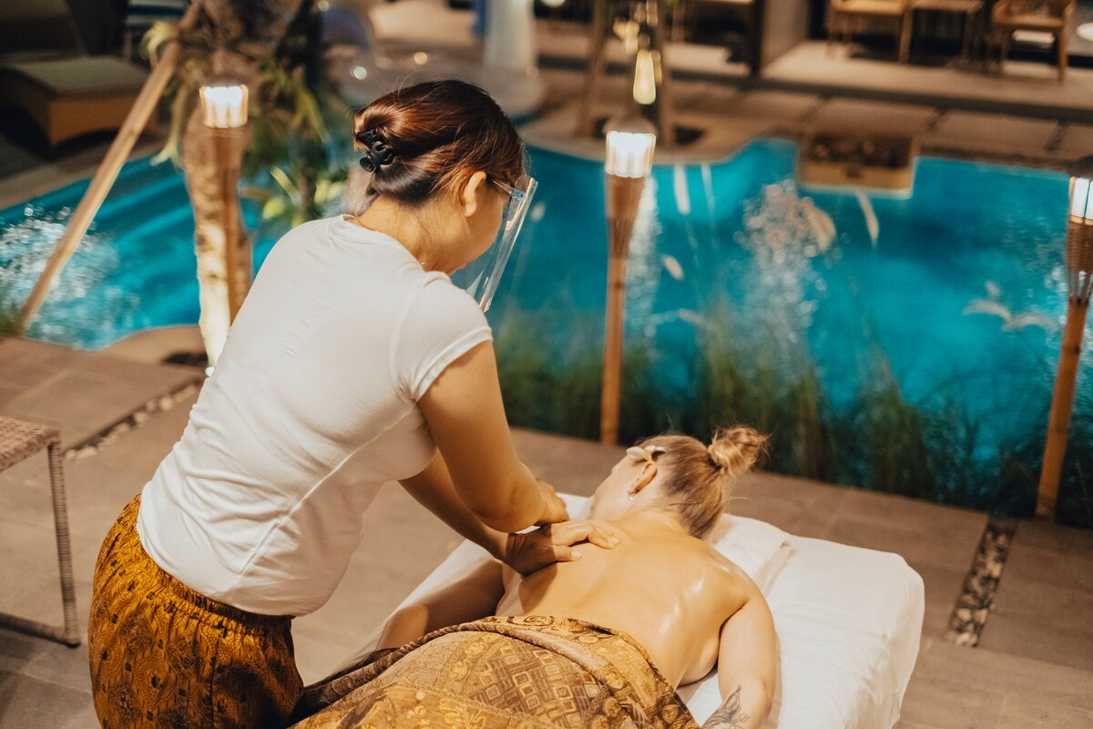 Brand New! Amolas Villa Canggu, Bali Muralism - AB 7