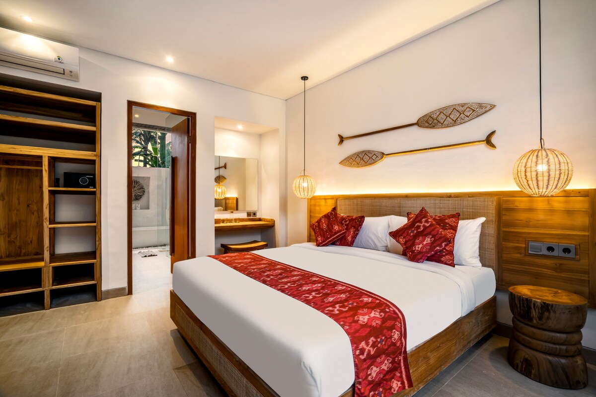 Sunrise 2BR Stylish Villa with Infinity Pool Ubud 14