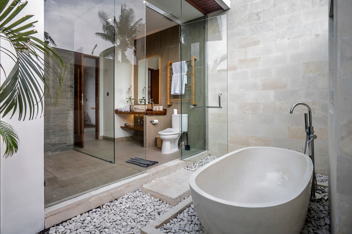 Sunrise 2BR Stylish Villa with Infinity Pool Ubud 19