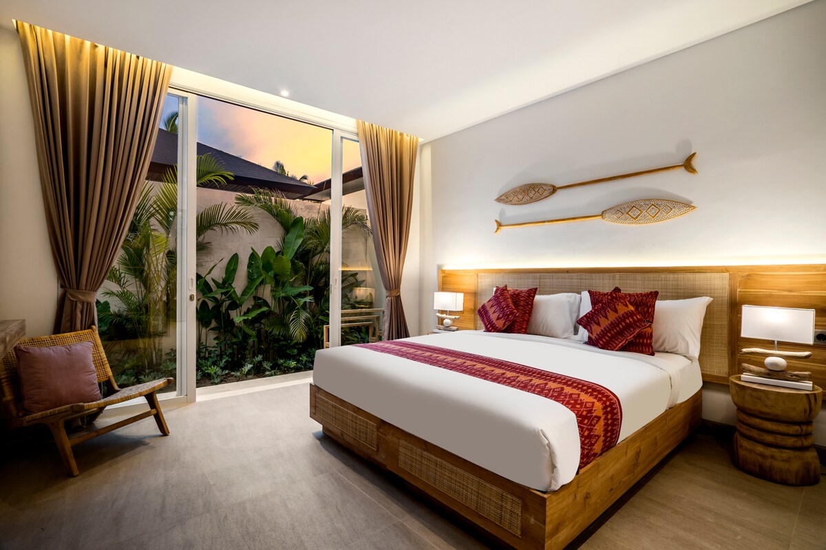 Sunrise 2BR Stylish Villa with Infinity Pool Ubud 9