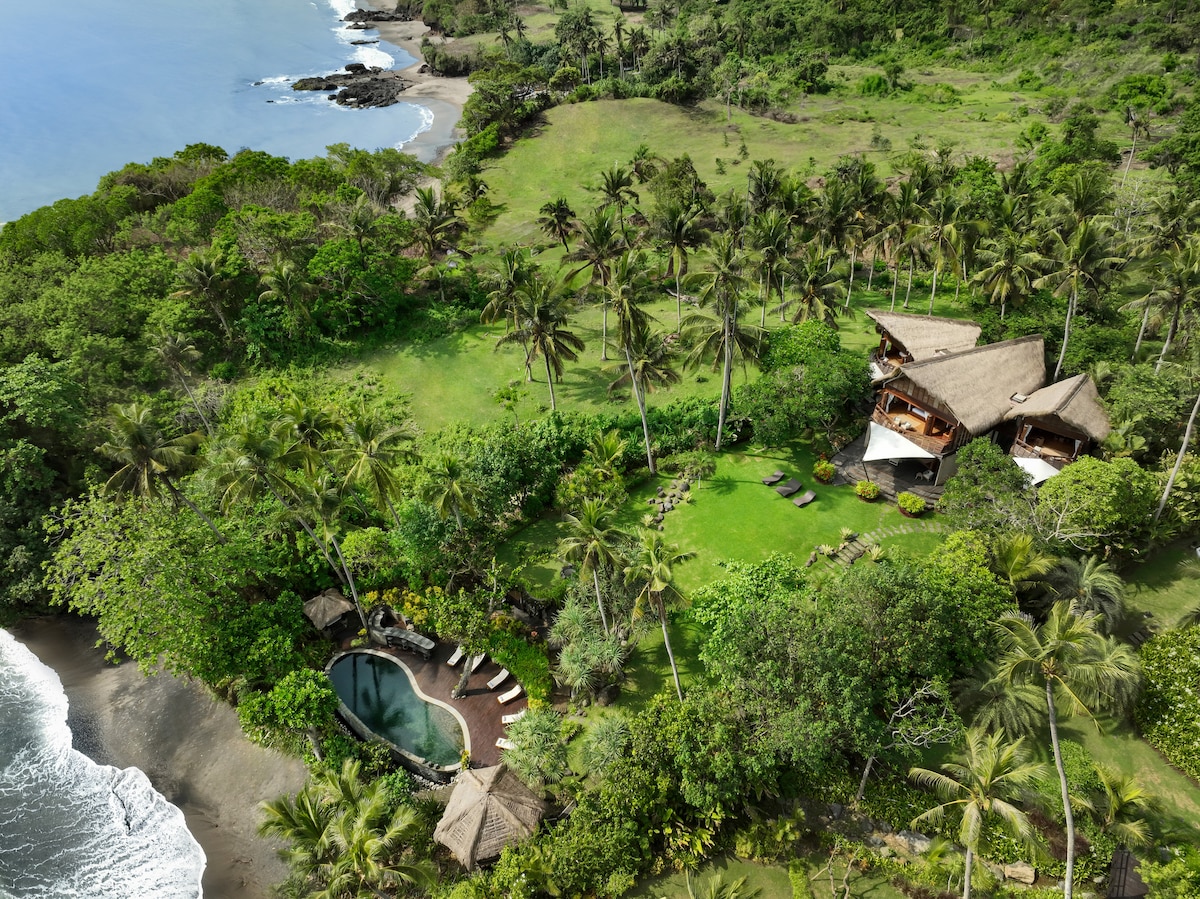 The Cove Bali|5BR Private Beachfront Villa Tabanan 1