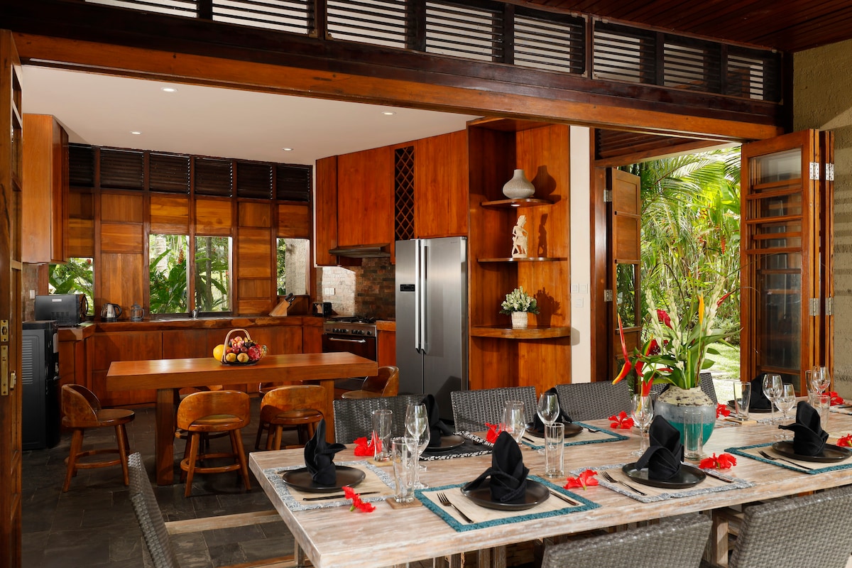 The Cove Bali|5BR Private Beachfront Villa Tabanan 15