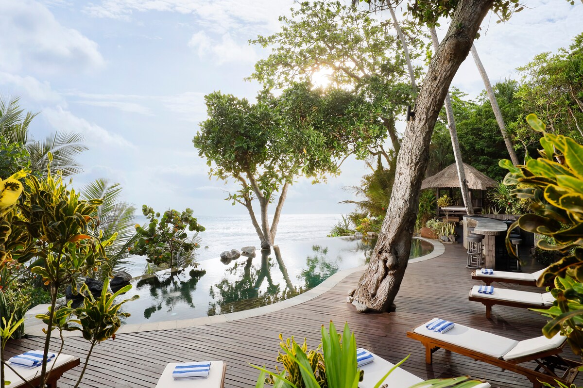 The Cove Bali|5BR Private Beachfront Villa Tabanan 2