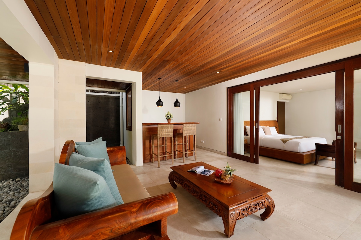 Spacious9BRVilla, PerfectforGroups up to 22People 25