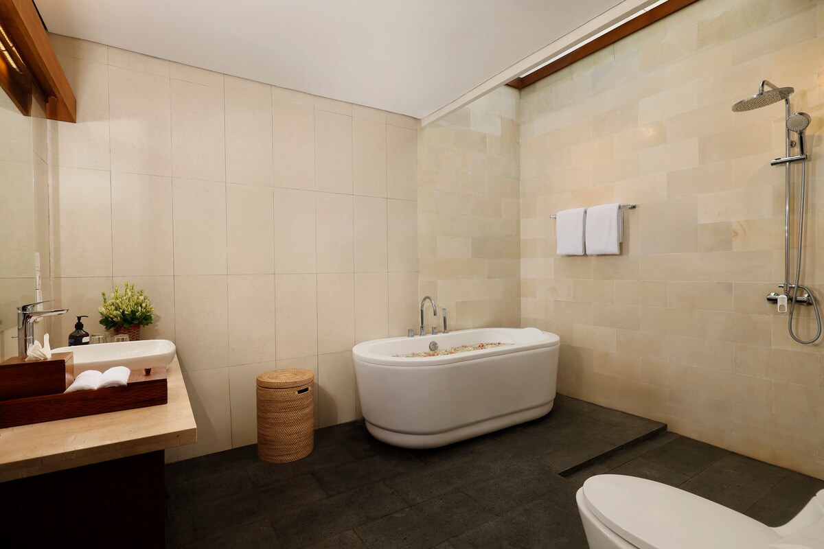 Spacious9BRVilla, PerfectforGroups up to 22People 32