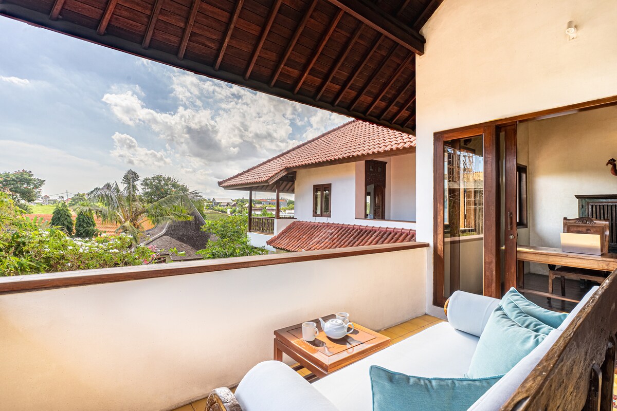 Authentic 5BR Lux Villa w/ HugePool in Canggu 27