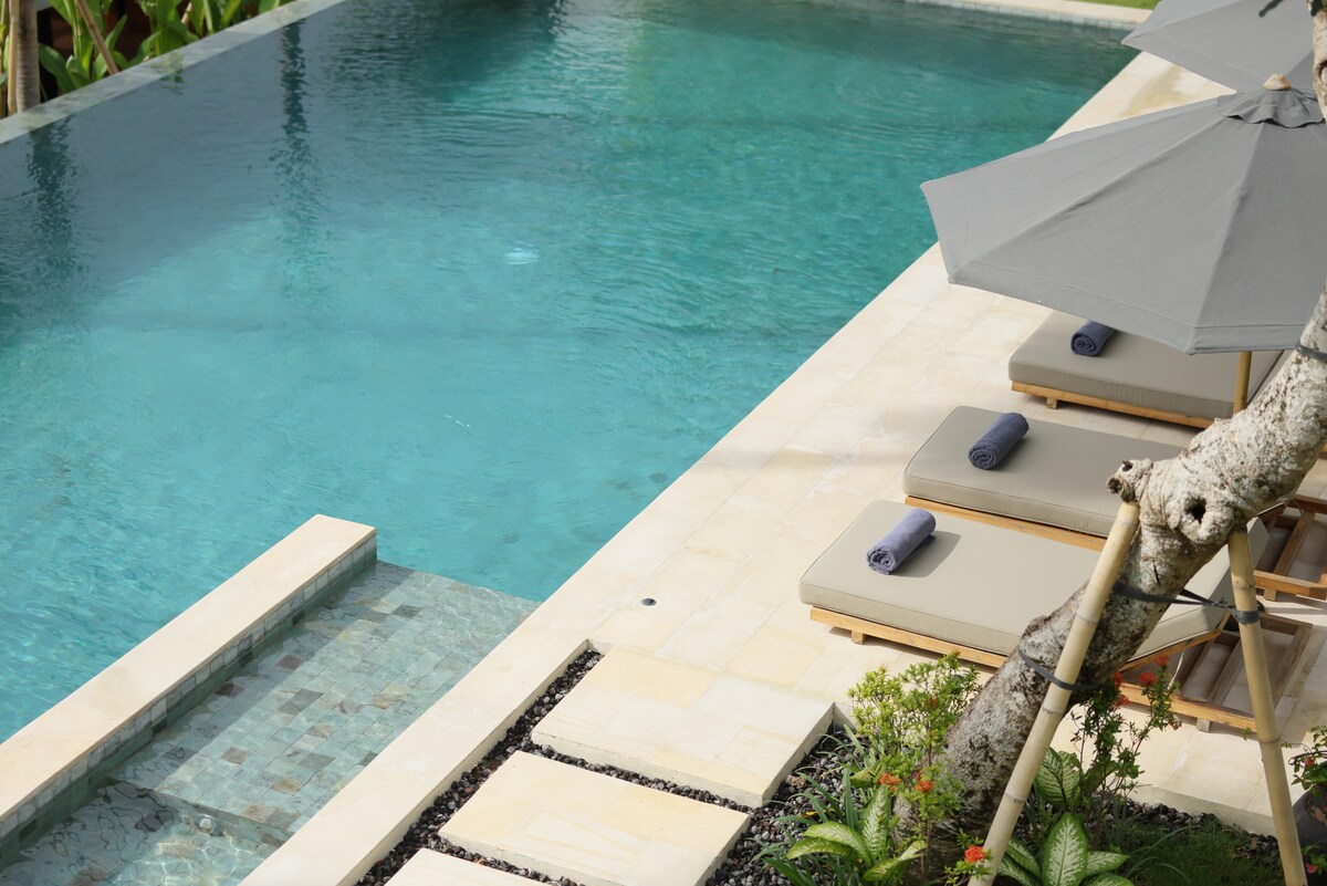 Designer 6BR Arita Villa Canggu|Huge Garden & Pool 25