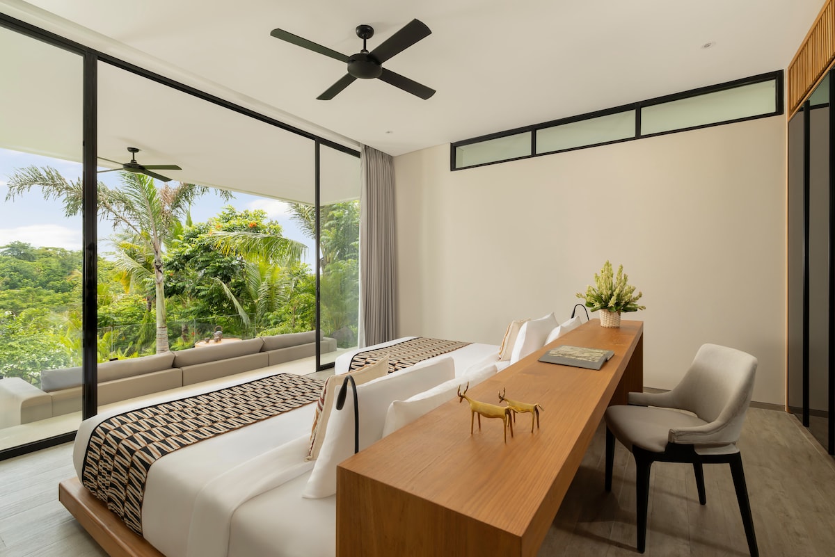 Designer 6BR Arita Villa Canggu|Huge Garden & Pool 6