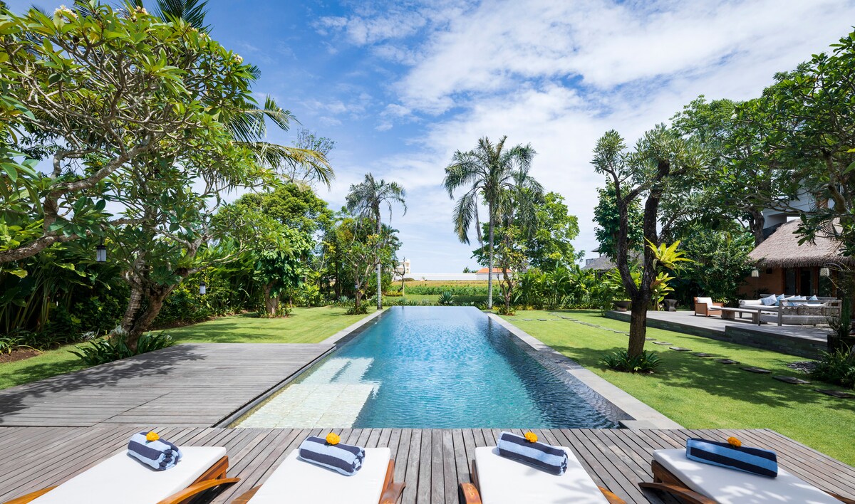 5BR Villa Bangkuang|Huge Pool & Lawn|Near Canggu 30