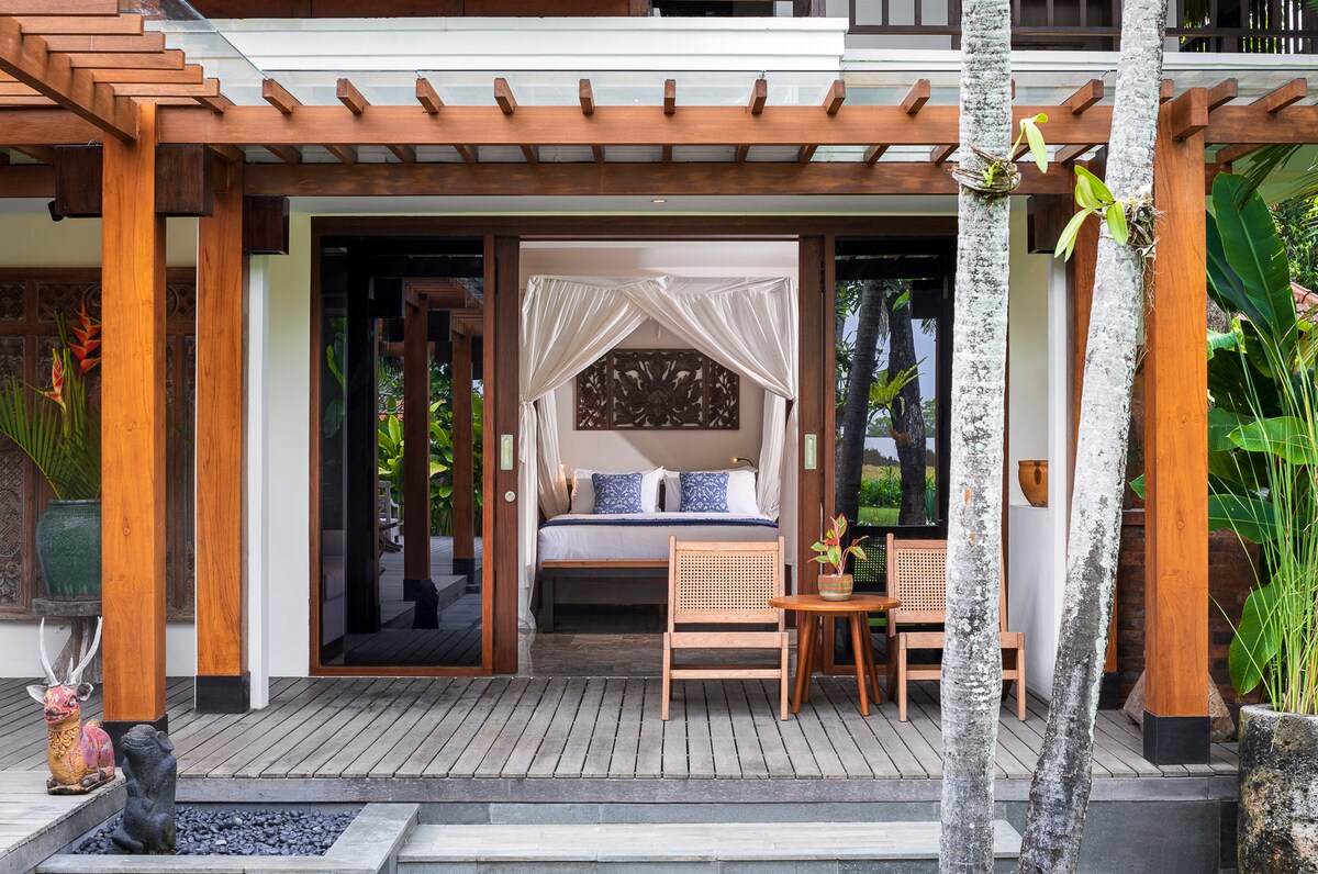 5BR Villa Bangkuang|Huge Pool & Lawn|Near Canggu 32