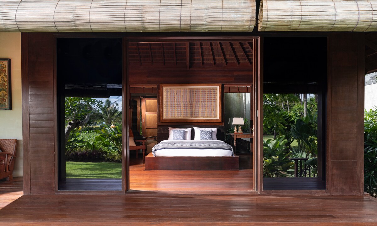 5BR Villa Bangkuang|Huge Pool & Lawn|Near Canggu 38
