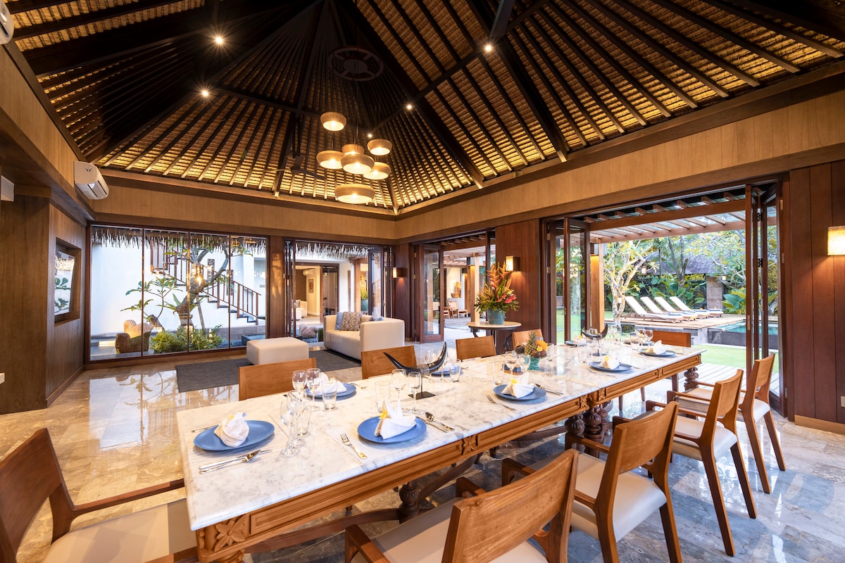 5BR Villa Bangkuang|Huge Pool & Lawn|Near Canggu 4