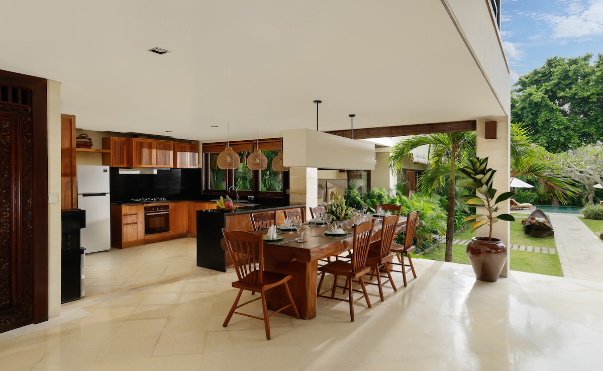 Spacious 5BR Villa Nelayan Canggu|Walk to Beach 10