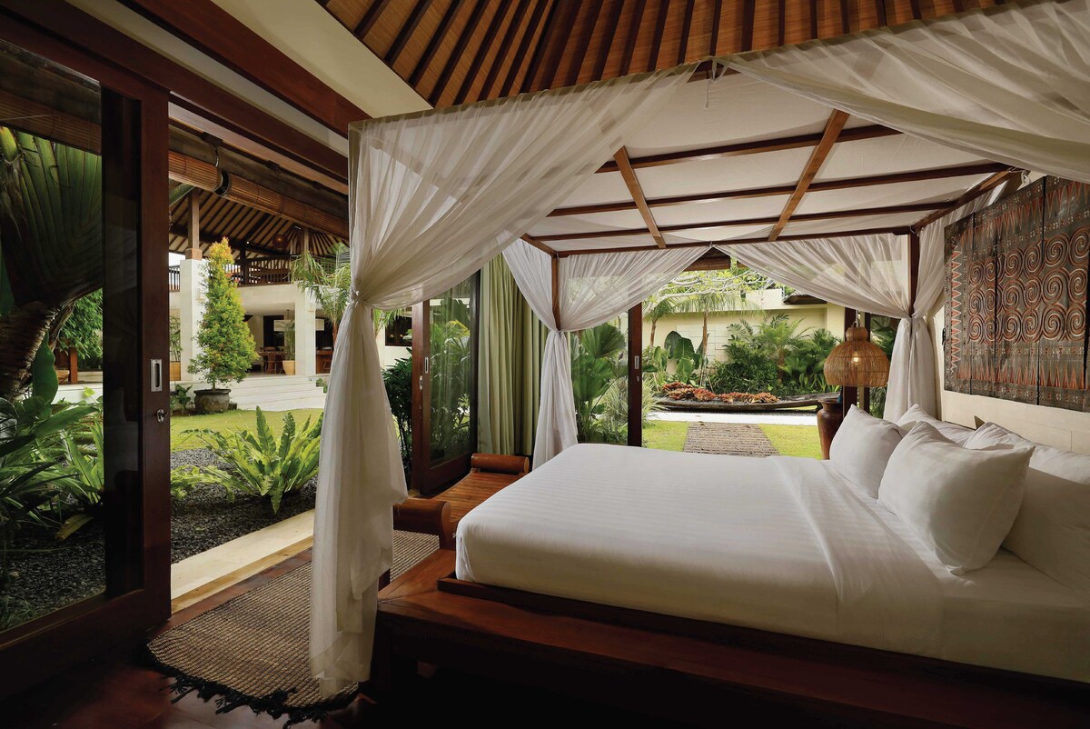 Spacious 5BR Villa Nelayan Canggu|Walk to Beach 12