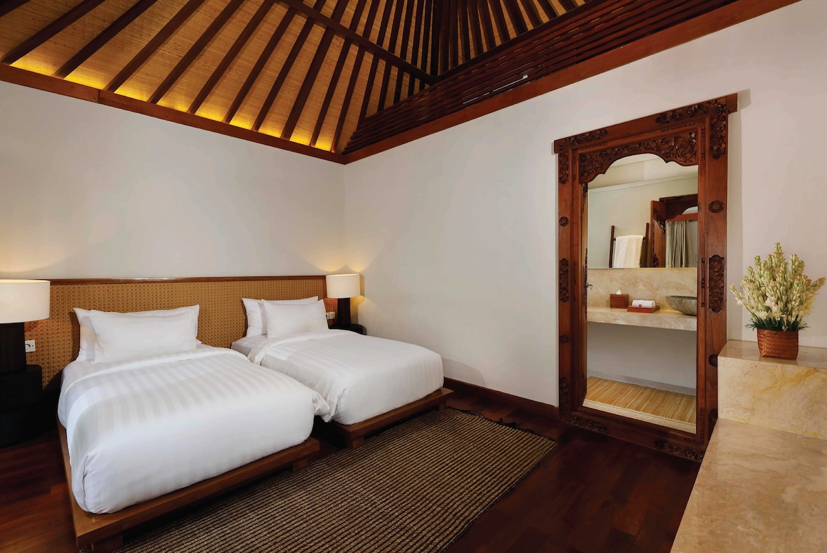Spacious 5BR Villa Nelayan Canggu|Walk to Beach 15