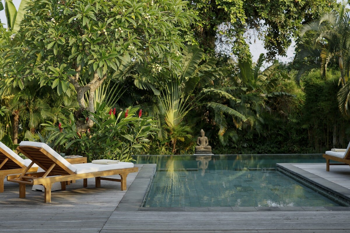 Spacious 5BR Villa Nelayan Canggu|Walk to Beach 24
