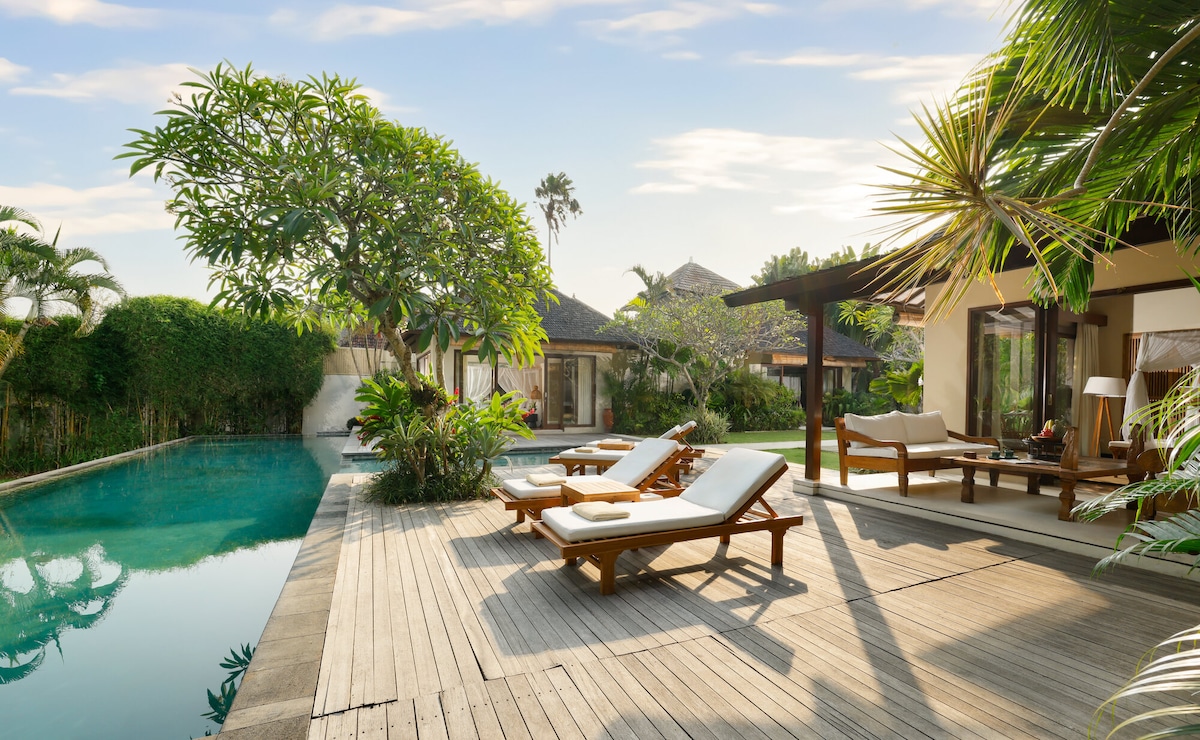 Spacious 5BR Villa Nelayan Canggu|Walk to Beach 3