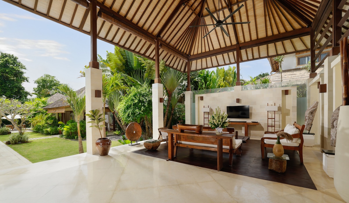 Spacious 5BR Villa Nelayan Canggu|Walk to Beach 9