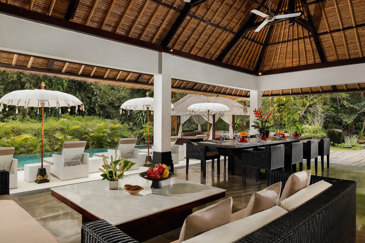 Lush 1BR Pool Suite, 20 Mins Ride to Canggu 3