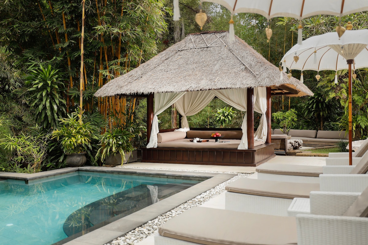 Lush 1BR Pool Suite, 20 Mins Ride to Canggu 4
