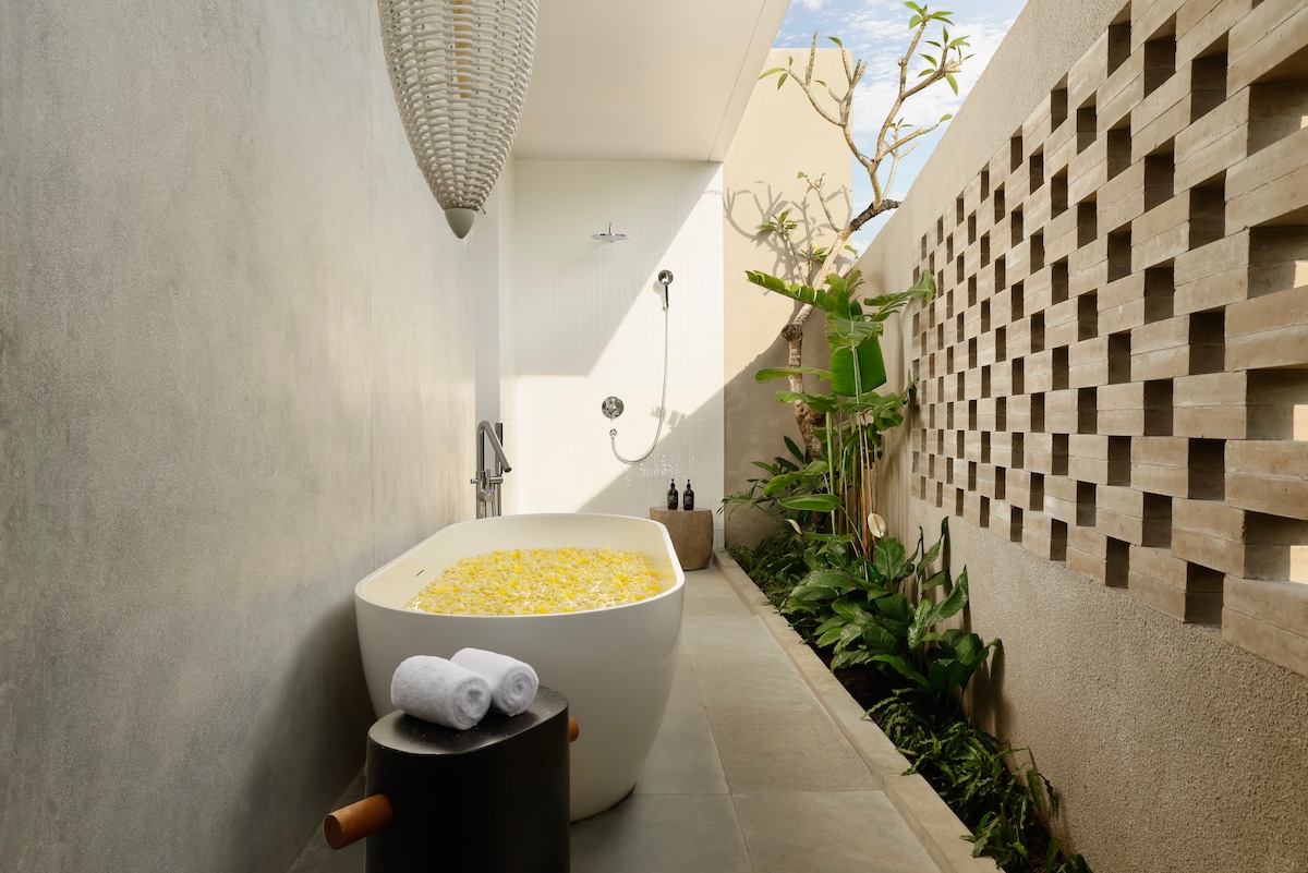 7BR Uma Santai Canggu|Private Pool|Gym|Near Beach 14
