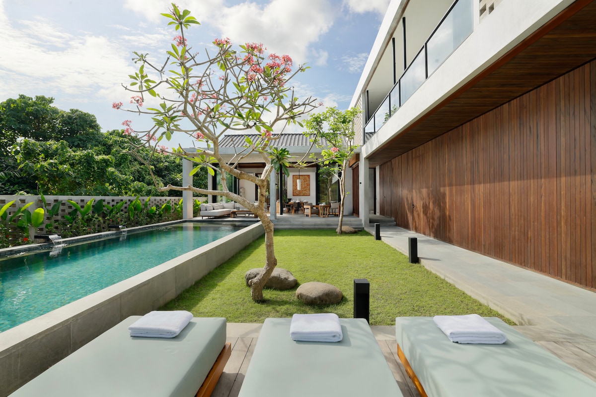 7BR Uma Santai Canggu|Private Pool|Gym|Near Beach 16