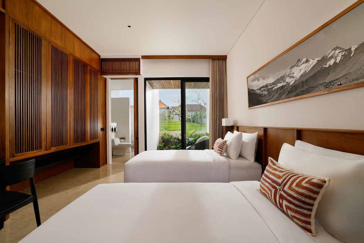 7BR Uma Santai Canggu|Private Pool|Gym|Near Beach 4