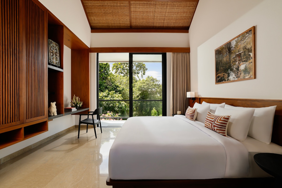7BR Uma Santai Canggu|Private Pool|Gym|Near Beach 7