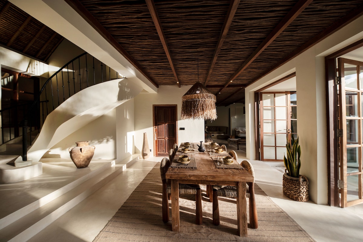 4 Bedroom Designer Bohemian Villa with Full Staff 5