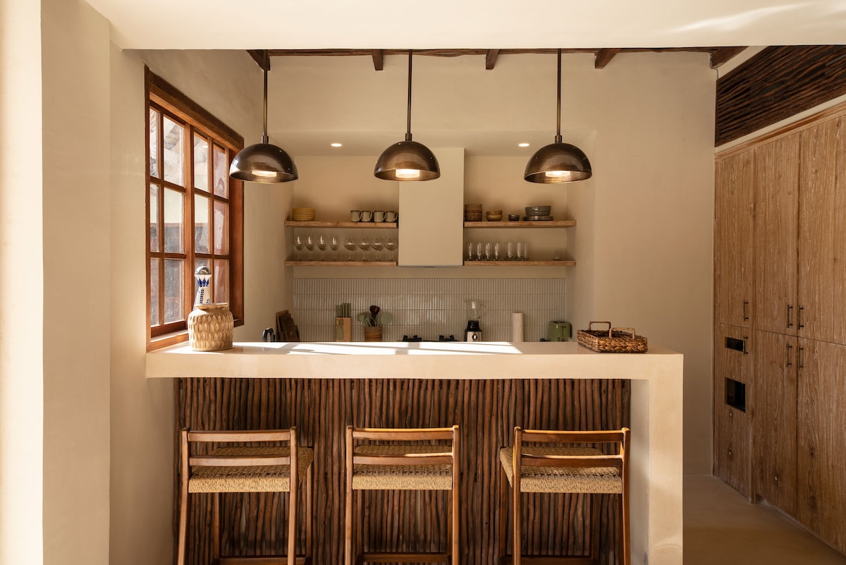 4 Bedroom Designer Bohemian Villa with Full Staff 6