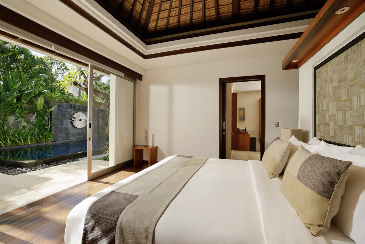 Quiet Luxury 3BR Private Pool Villa in Jimbaran 7