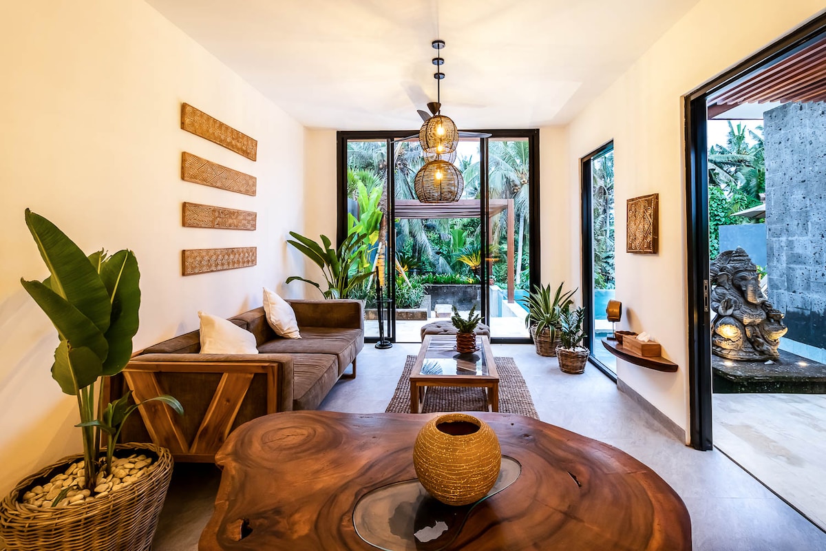 Cinta Ubud Romantic 1BR Villa, Infinity Pool 6