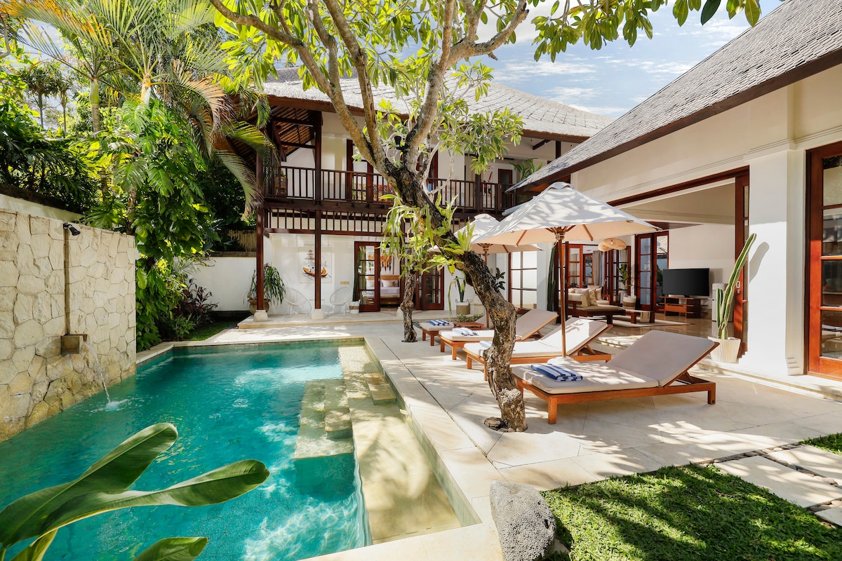 Bohemian Style 3BR Villa Near Beach in Jimbaran 1