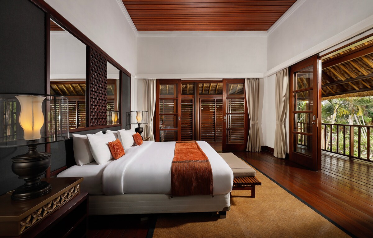 Tranquil Beachside 2BR Pool Villa Jimbaran 8